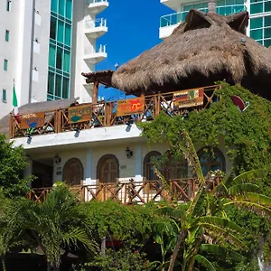 Natura 2* Cancun